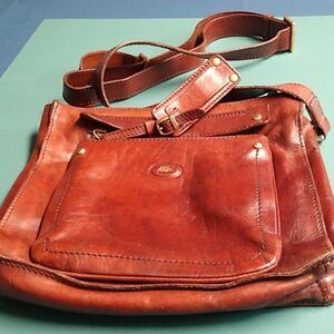 The Bridge Crossbody Leather Adjustable Strap Bag Travel/Commute/Shopping